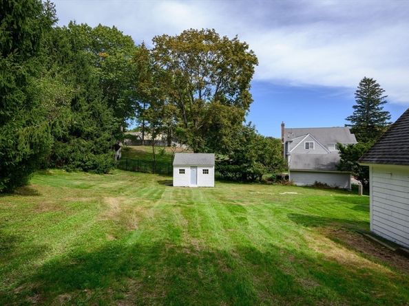 171 Fort Hill St, Hingham MA 02043