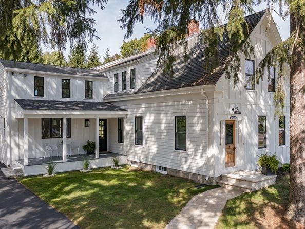 171 Fort Hill St, Hingham MA 02043