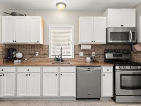 12 Spring Court 12, Woburn MA 01801