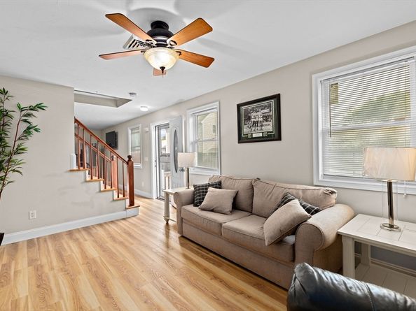 2783 Cranberry Hwy, Wareham MA 02571