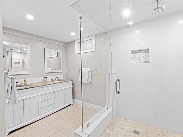 2783 Cranberry Hwy, Wareham MA 02571