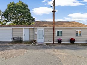 2783 Cranberry Hwy, Wareham MA 02571