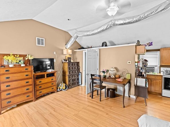 2783 Cranberry Hwy, Wareham MA 02571
