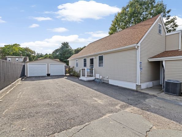 2783 Cranberry Hwy, Wareham MA 02571