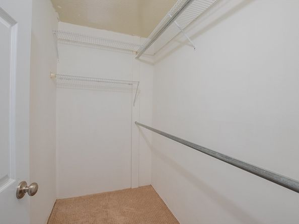 250 Hammond Pond Pkwy 306N, Newton MA 02467