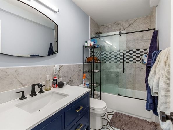 32 Cameron Avenue, Cambridge MA 02140