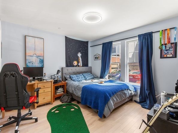 32 Cameron Avenue, Cambridge MA 02140