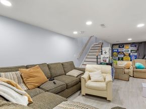 32 Cameron Avenue, Cambridge MA 02140