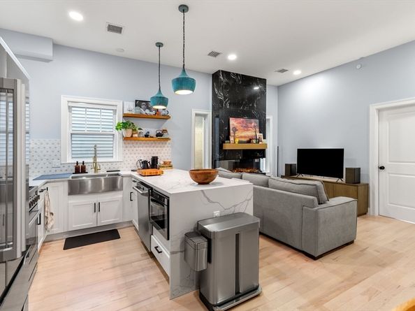 32 Cameron Avenue, Cambridge MA 02140