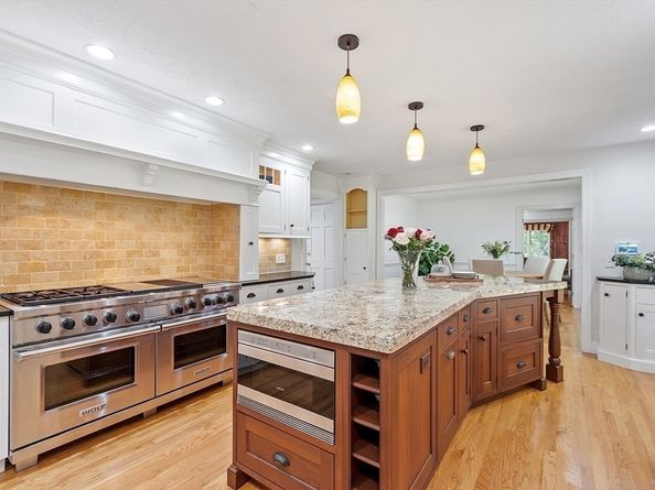 2 Partridge Hill Rd, Dover MA 02030