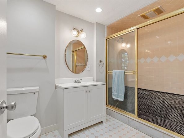 2 Partridge Hill Rd, Dover MA 02030