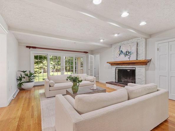 2 Partridge Hill Rd, Dover MA 02030