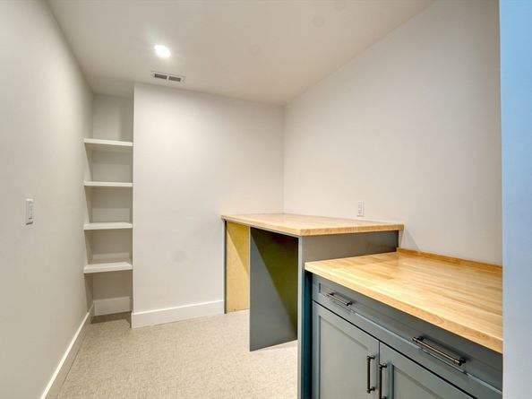 6 Callahan Drive, Woburn MA 01801