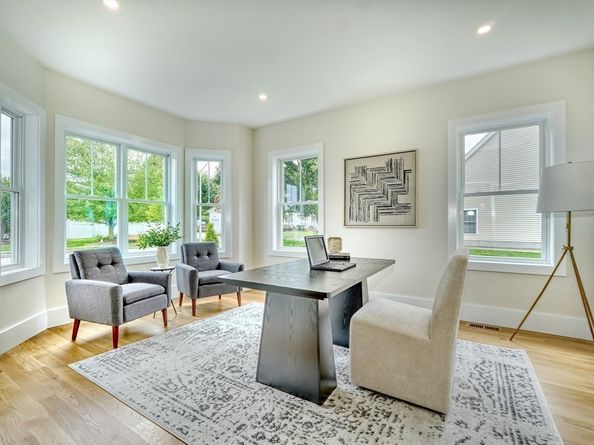6 Callahan Drive, Woburn MA 01801