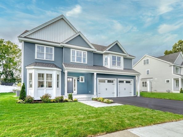 6 Callahan Drive, Woburn MA 01801