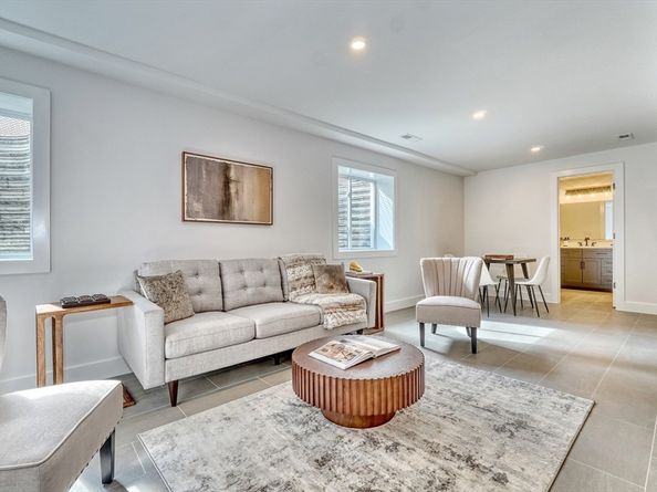 6 Callahan Drive, Woburn MA 01801