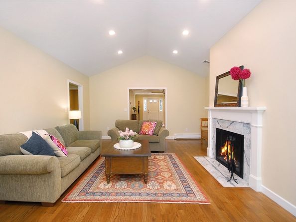 12 S Meadow Ridge, Concord MA 01742