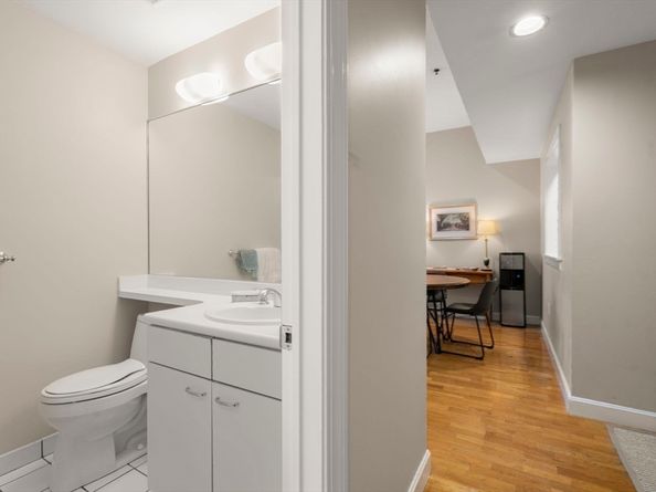 416 Marlborough St 209, Boston MA 02115