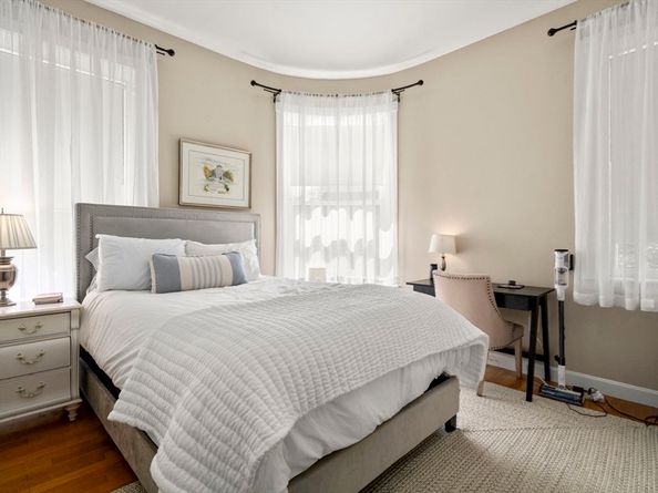 416 Marlborough St 209, Boston MA 02115
