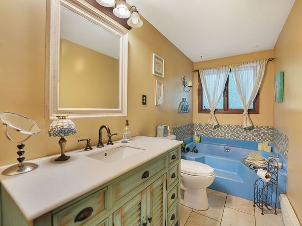 21 Windsor Dr., Wareham MA 02571