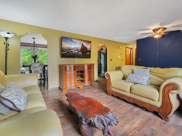21 Windsor Dr., Wareham MA 02571