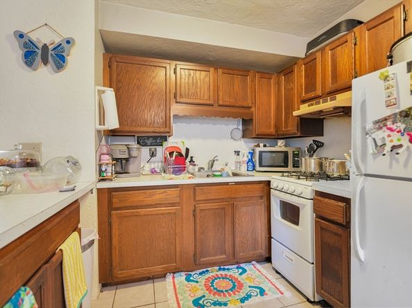 21 Windsor Dr., Wareham MA 02571