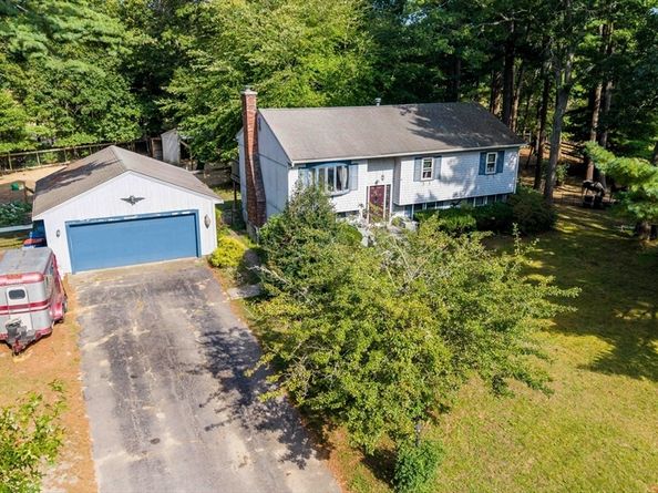 21 Windsor Dr., Wareham MA 02571