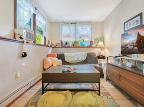 21 Windsor Dr., Wareham MA 02571