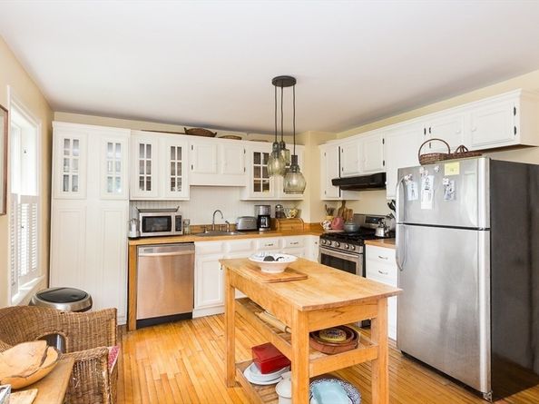12 Parsons St. 2, Newburyport MA 01950