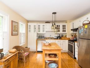 12 Parsons St. 2, Newburyport MA 01950