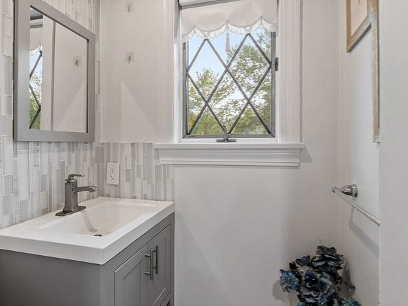 34 Wildmeadow Rd, Boxford MA 01921