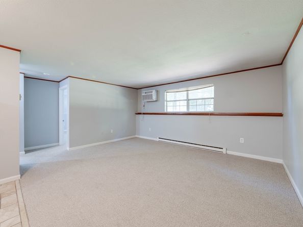 39 Pleasant A6, Northborough MA 01532