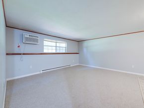 39 Pleasant A6, Northborough MA 01532