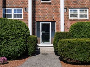 39 Pleasant A6, Northborough MA 01532