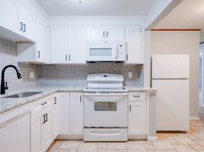 39 Pleasant A6, Northborough MA 01532