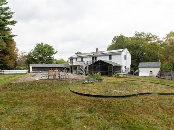 40 Gregory Road, Framingham MA 01701