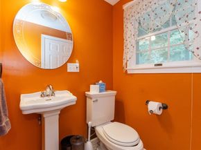 40 Gregory Road, Framingham MA 01701