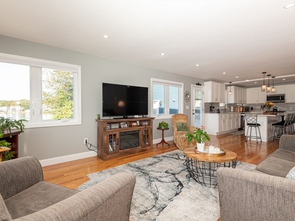 52 Savory St 52, Lynn MA 01904