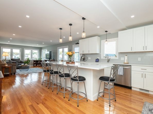 52 Savory St 52, Lynn MA 01904