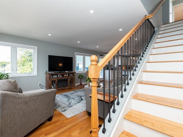 52 Savory St 52, Lynn MA 01904