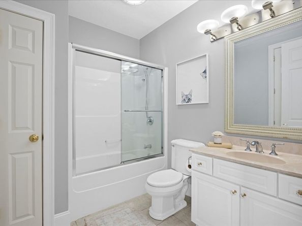 6 Silas Dr, Northborough MA 01532
