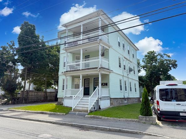 34-36 Hillberg Ave, Brockton MA 02301