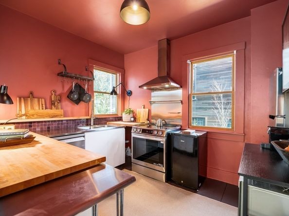 962 Washington St, Gloucester MA 01930