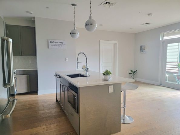1650 Commonwealth Ave 304, Boston MA 02135