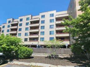 1650 Commonwealth Ave 304, Boston MA 02135
