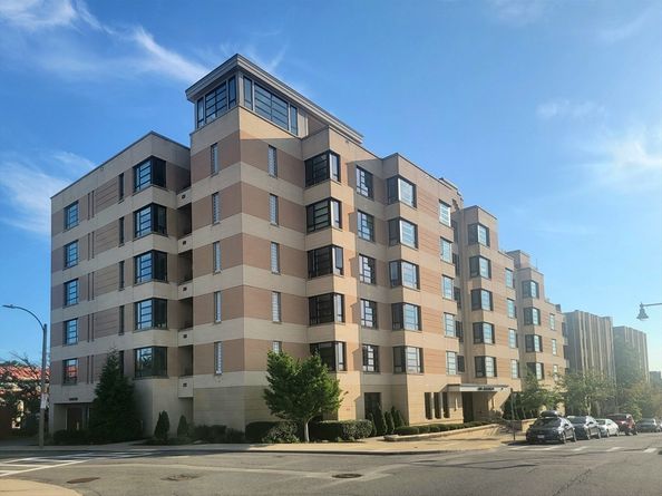 1650 Commonwealth Ave 304, Boston MA 02135