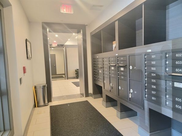 1650 Commonwealth Ave 304, Boston MA 02135