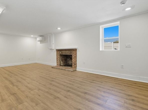 9 Crestway Rd, Boston MA 02128