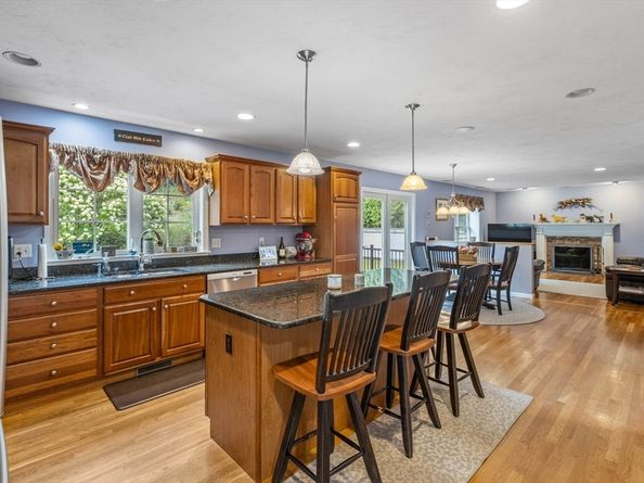 36 Whitetail Way, Littleton MA 01460