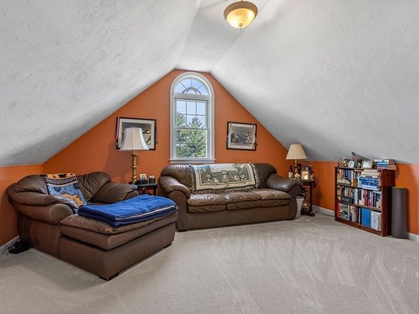 36 Whitetail Way, Littleton MA 01460